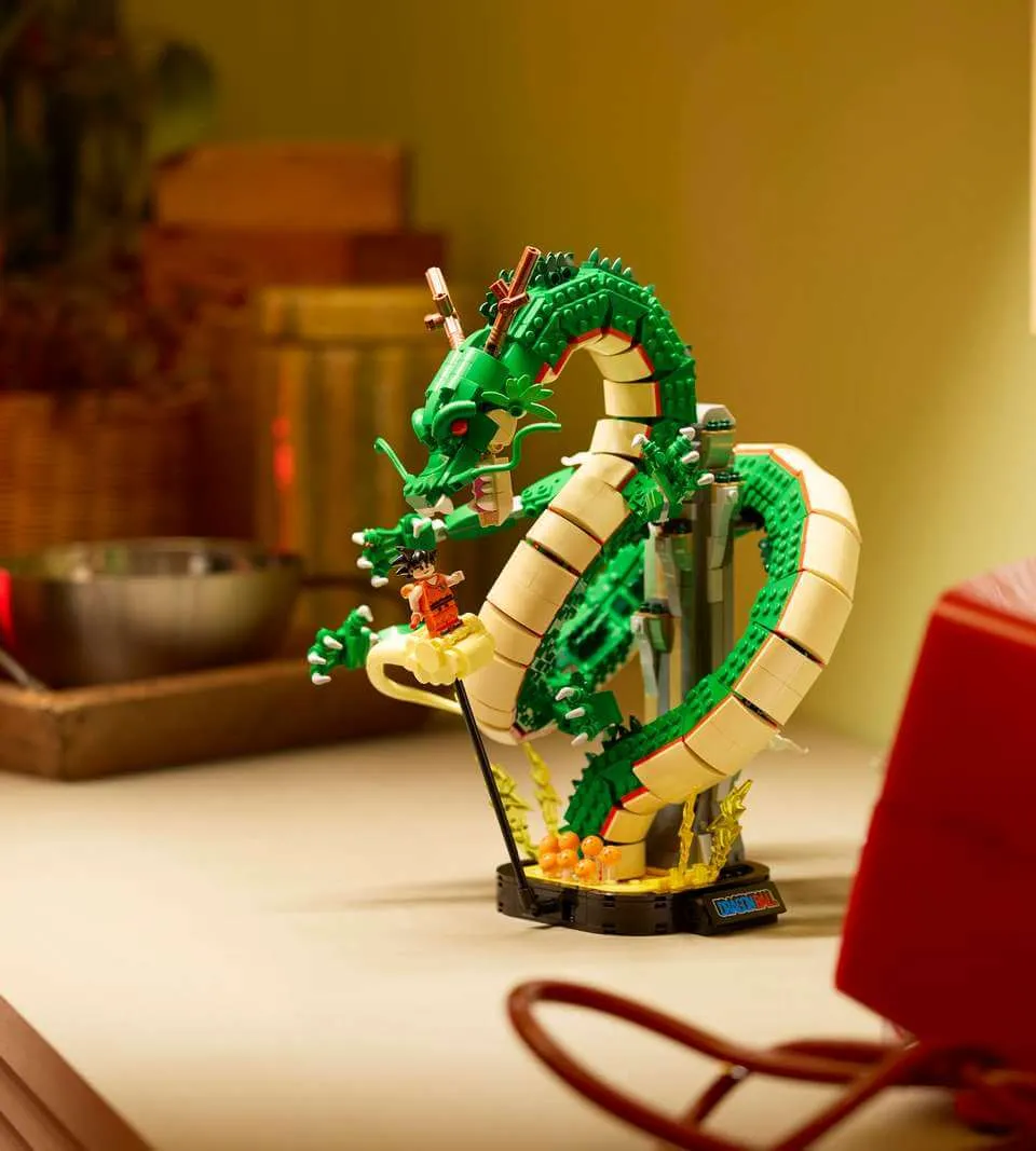 LEGO® Icons Dragon Ball: Shenron & Goku (11390)